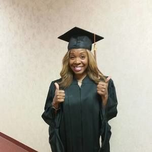 Meet your Posher, Lisa